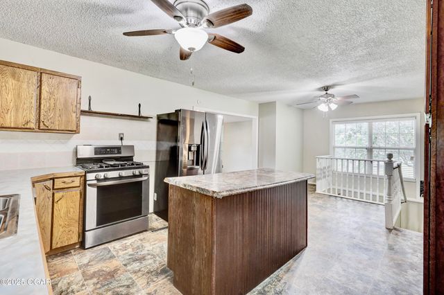 2400 S Kenser Road, Joplin, MO 64804