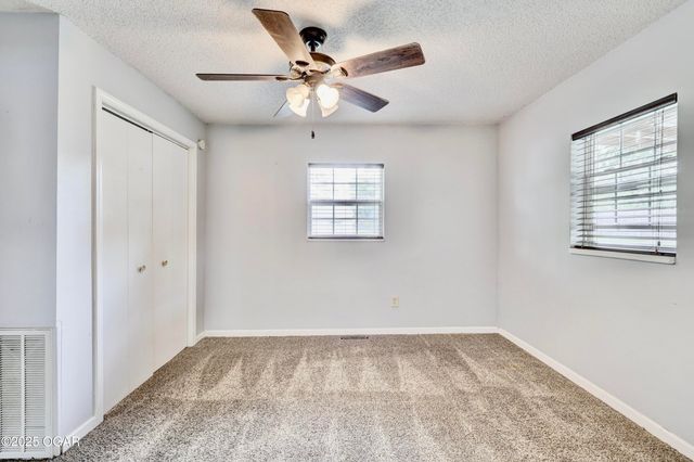 2400 S Kenser Road, Joplin, MO 64804