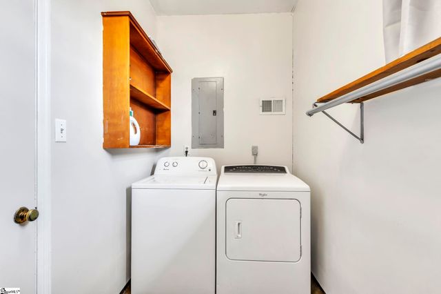 512 Mega Drive, Duncan, SC 29334