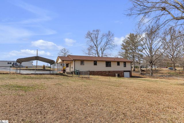 512 Mega Drive, Duncan, SC 29334