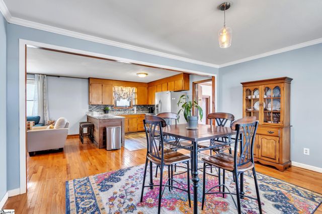 512 Mega Drive, Duncan, SC 29334