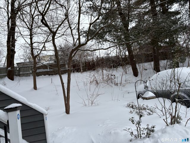 18 Hudson Street 15, Bethel, CT 06801