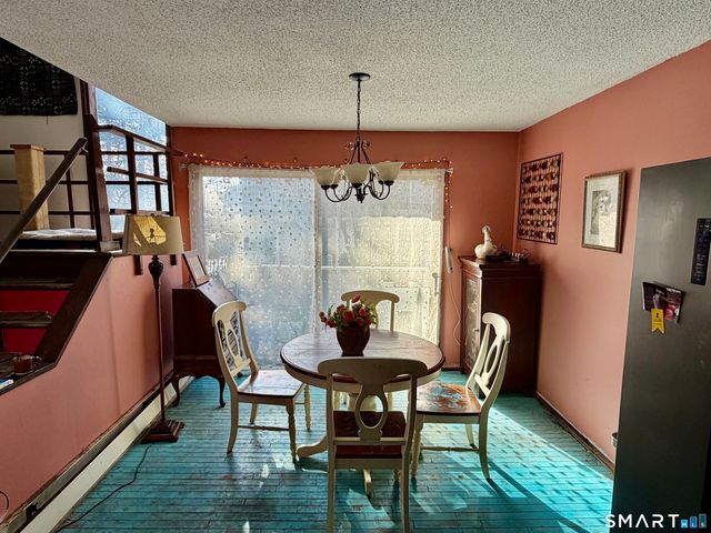 18 Hudson Street 15, Bethel, CT 06801