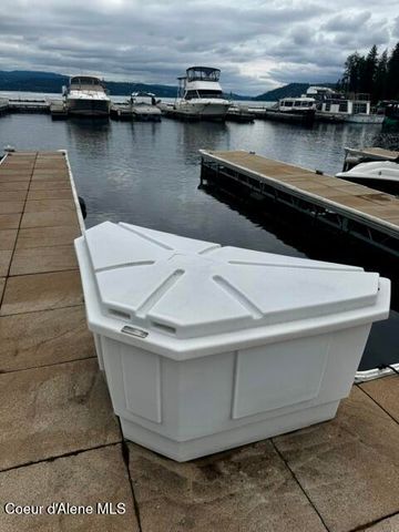 1100 E LAKESHORE DR D-17, Coeur D'alene, ID 83814