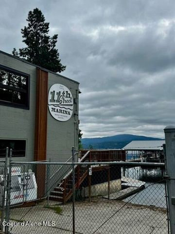 1100 E LAKESHORE DR D-17, Coeur D'alene, ID 83814