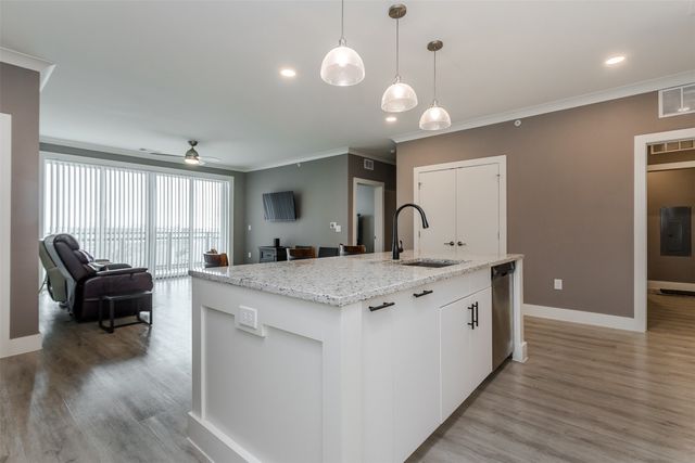 3517 Windhaven Parkway 2404, Lewisville, TX 75056