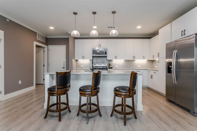 3517 Windhaven Parkway 2404, Lewisville, TX 75056