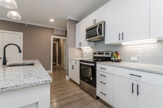 3517 Windhaven Parkway 2404, Lewisville, TX 75056