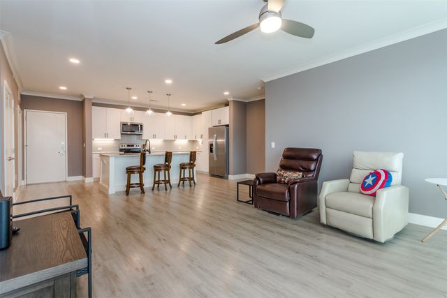 3517 Windhaven Parkway 2404, Lewisville, TX 75056