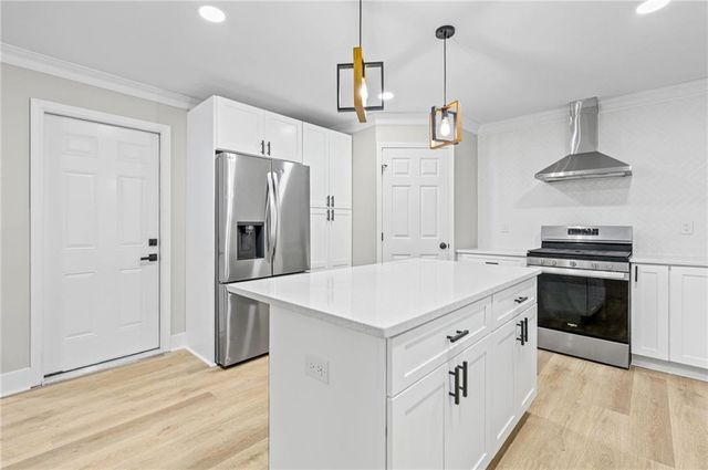 2873 Leisure Springs Circle, Decatur, GA 30034