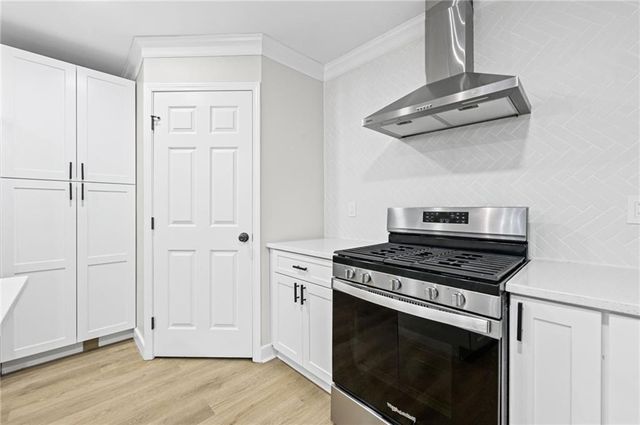 2873 Leisure Springs Circle, Decatur, GA 30034