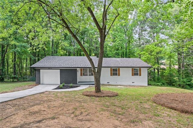 2873 Leisure Springs Circle, Decatur, GA 30034