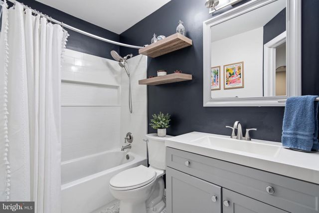 7822 OLD HOLLOW LN, Ellicott City, MD 21043