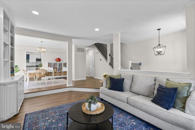 7822 OLD HOLLOW LN, Ellicott City, MD 21043