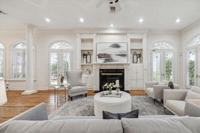 38 Scotsmoor Court, Sugar Land, TX 77479