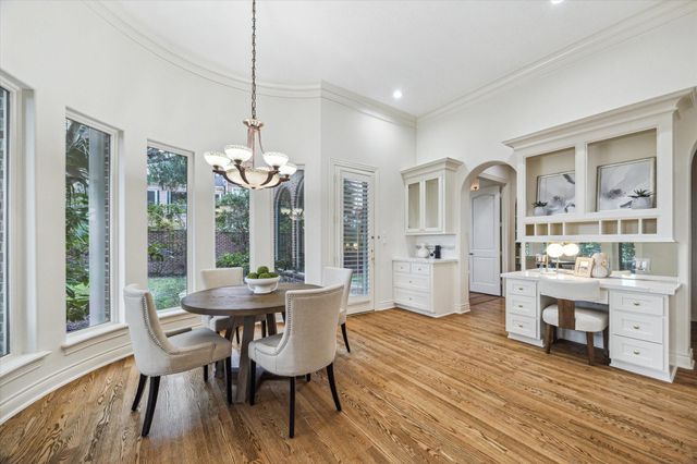 38 Scotsmoor Court, Sugar Land, TX 77479