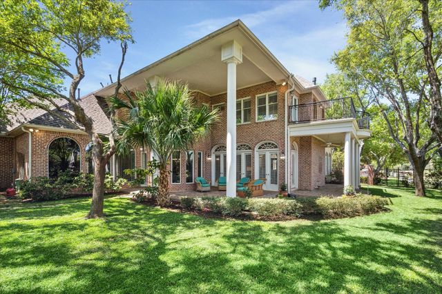 38 Scotsmoor Court, Sugar Land, TX 77479