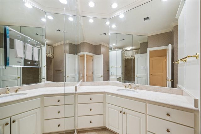 38 Scotsmoor Court, Sugar Land, TX 77479