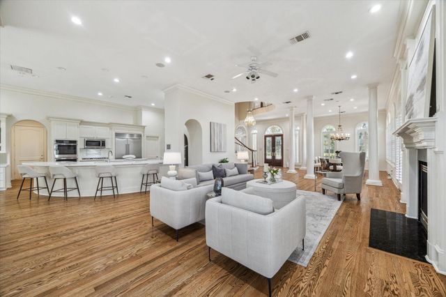 38 Scotsmoor Court, Sugar Land, TX 77479