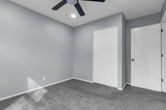 1295 Foxcroft Drive, Aurora, IL 60506