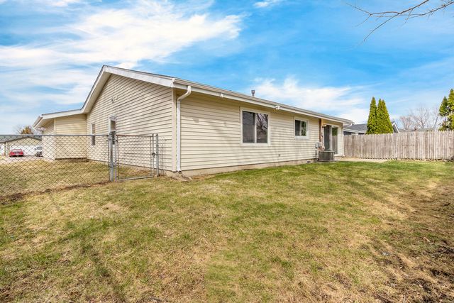 1295 Foxcroft Drive, Aurora, IL 60506