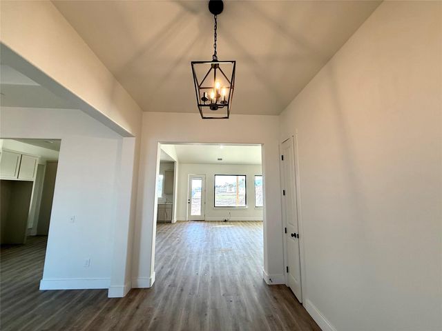 11060 Eagle Walk BLVD, Salado, TX 76571