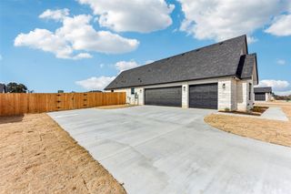 11060 Eagle Walk BLVD, Salado, TX 76571