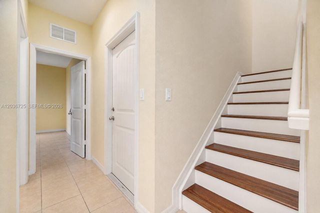 678 NE 33rd Ter, Homestead, FL 33033