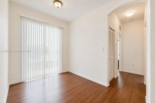 678 NE 33rd Ter, Homestead, FL 33033