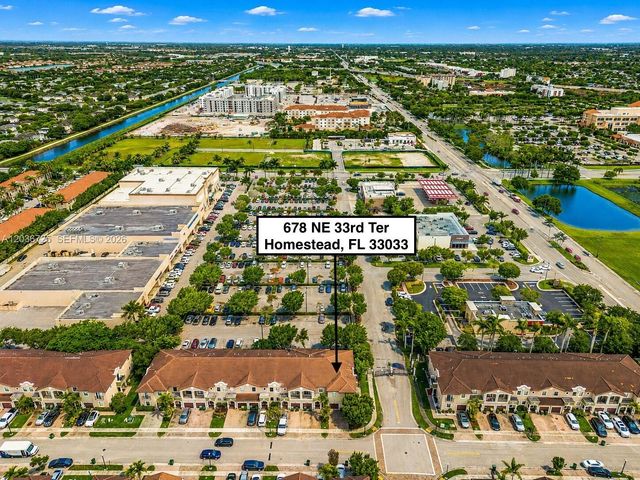 678 NE 33rd Ter, Homestead, FL 33033