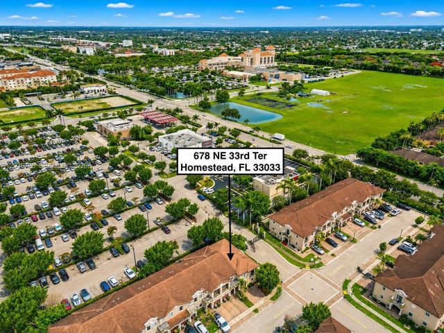 678 NE 33rd Ter, Homestead, FL 33033