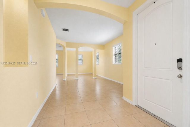 678 NE 33rd Ter, Homestead, FL 33033