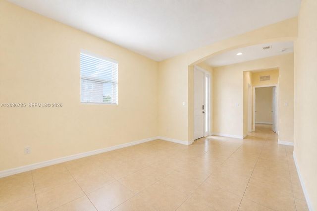678 NE 33rd Ter, Homestead, FL 33033