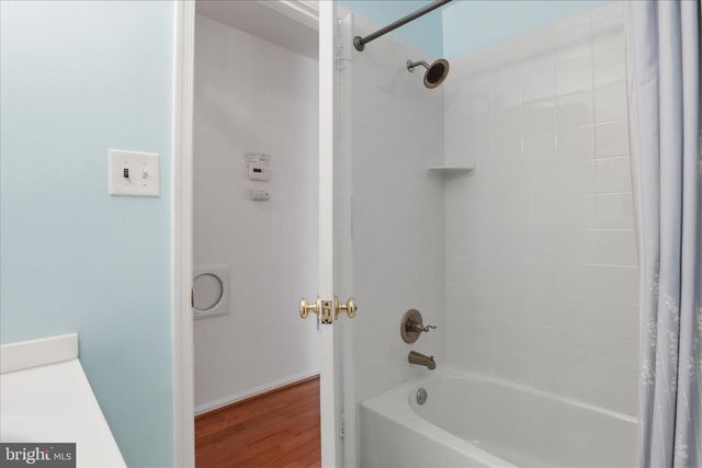 6711 STONEYBROOKE LN, Alexandria, VA 22306