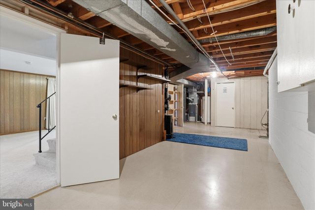 6711 STONEYBROOKE LN, Alexandria, VA 22306