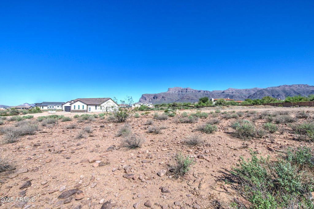 00 E calle suenos -- 2, Gold Canyon, AZ 85118 — photo 3