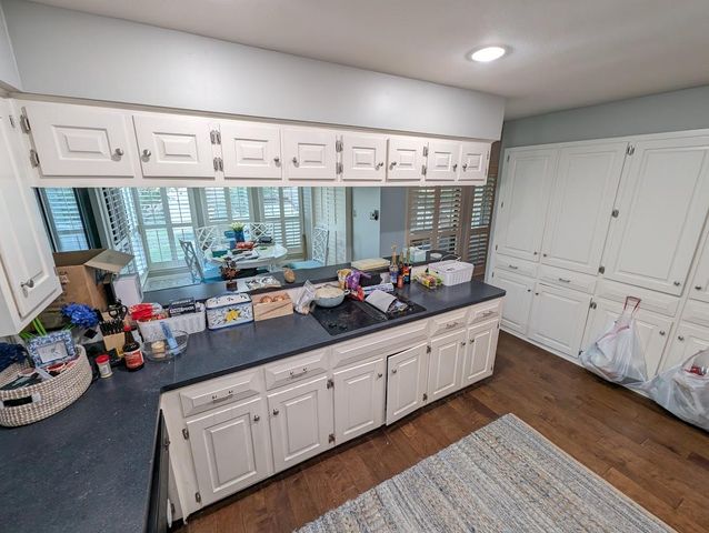 208 Crescent BLF, Lakeway, TX 78734