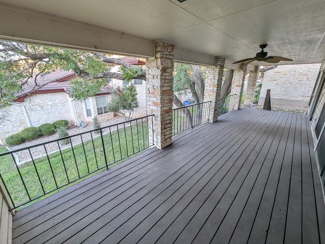 208 Crescent BLF, Lakeway, TX 78734
