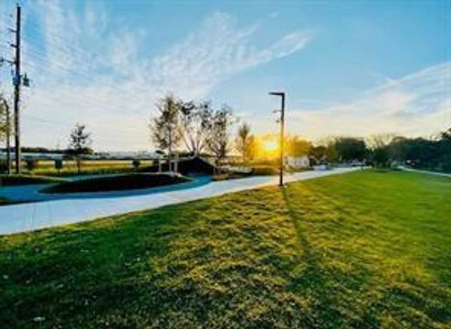 10051 Westpark Drive 242, Houston, TX 77042