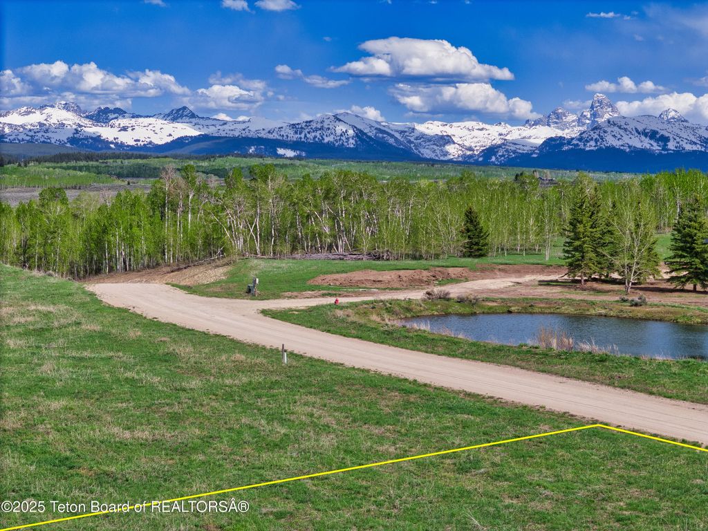 9654 BUCK TOWN Boulevard, Tetonia, ID 83452 photo 3