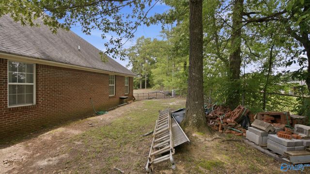 1198 Bullard Street, Hartselle, AL 35640