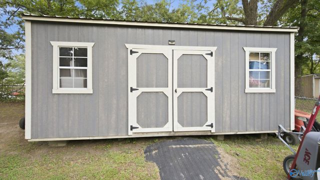 1198 Bullard Street, Hartselle, AL 35640