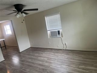 414 Jackson Avenue, Bacliff, TX 77518