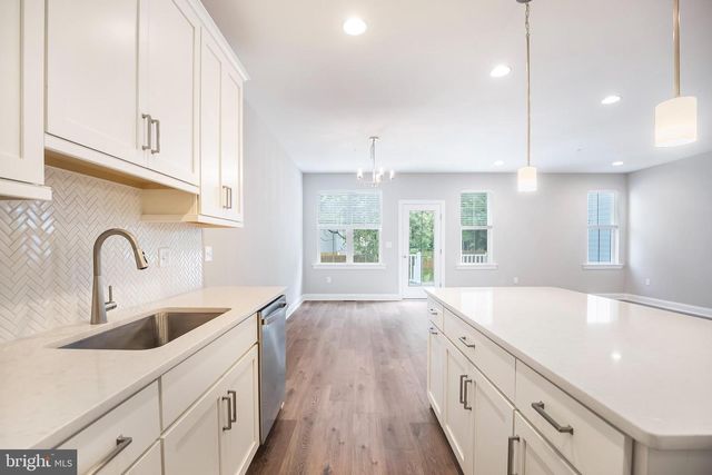7 WHEATLEY WALK, Lansdale, PA 19446