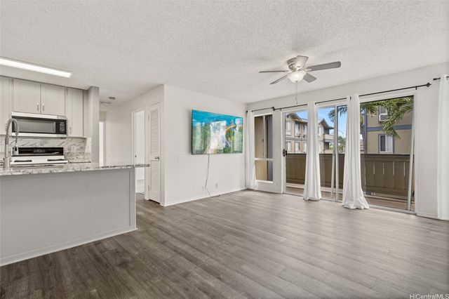 91-299 Hanapouli Circle 1C, Ewa Beach, HI 96706