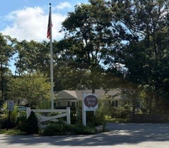 18 Fordham Rd, Falmouth, MA 02536