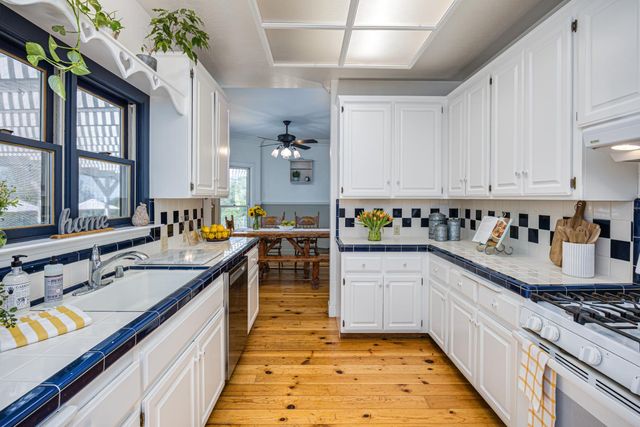 6821 Mosquito Rd, Placerville, CA 95667
