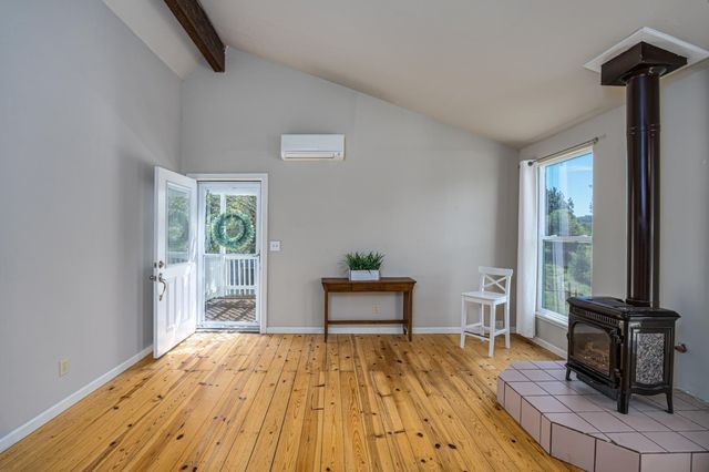 6821 Mosquito Rd, Placerville, CA 95667