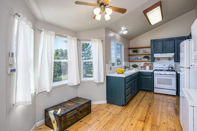 6821 Mosquito Rd, Placerville, CA 95667
