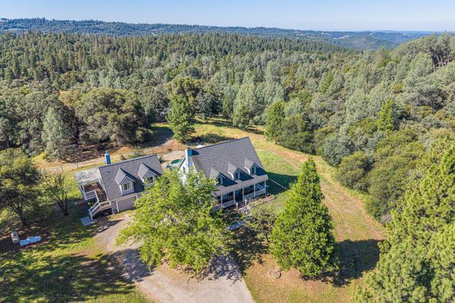 6821 Mosquito Rd, Placerville, CA 95667